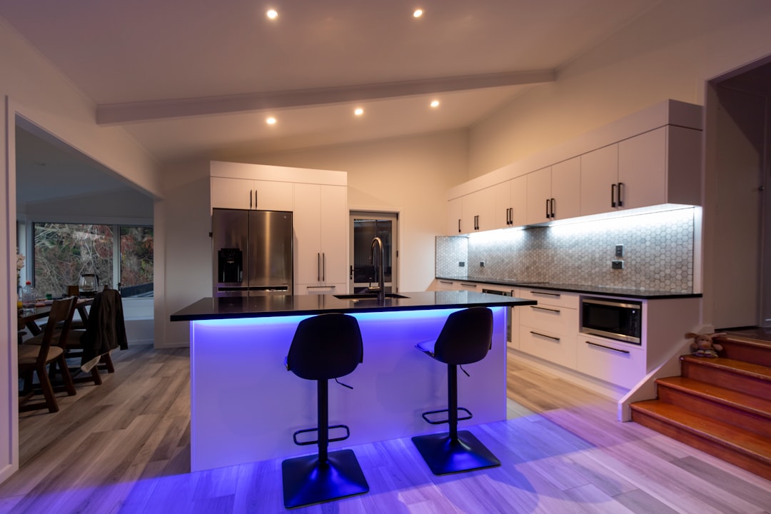 découvrez nos idées et conseils pour choisir et installer une crédence de cuisine élégante et pratique. protégez vos murs tout en donnant du style à votre espace culinaire.