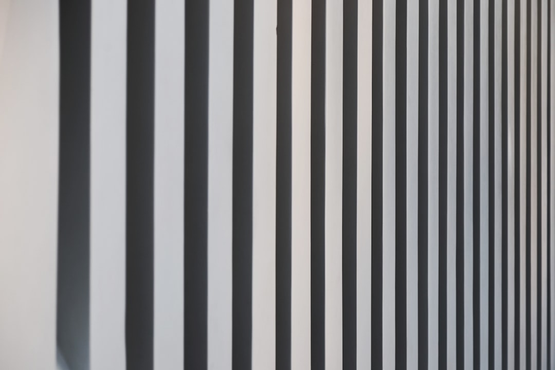 découvrez les carreaux à rayures, idéaux pour apporter une touche d’originalité et de modernité à votre intérieur. parfaits pour les sols et les murs, ils s’adaptent à tous les styles de décoration.